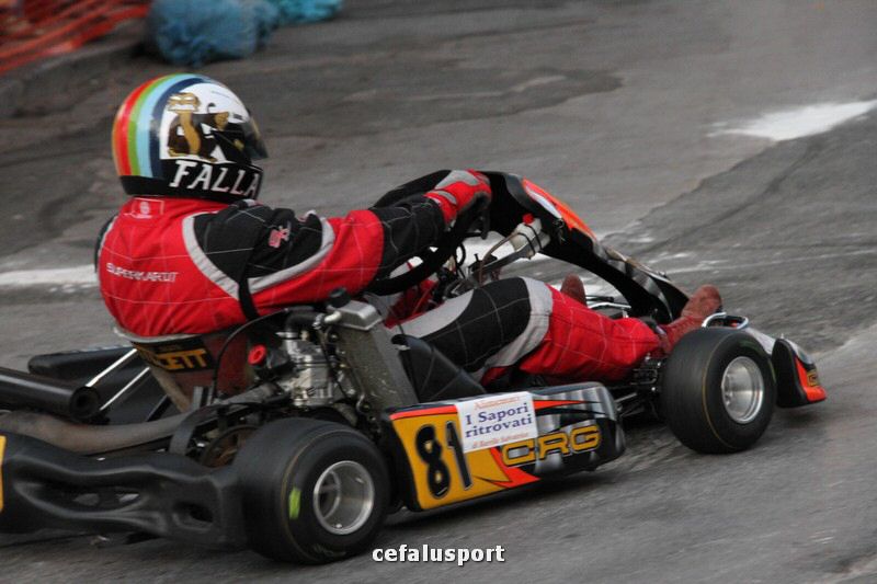 111120 sport2 368_tn.jpg